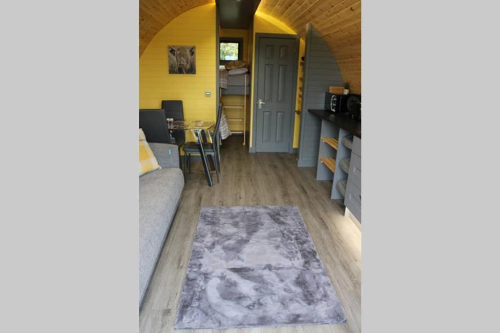 Glampods Glamping Pod - Meet Highland Cows And Sheep Elgin Vila Exterior foto