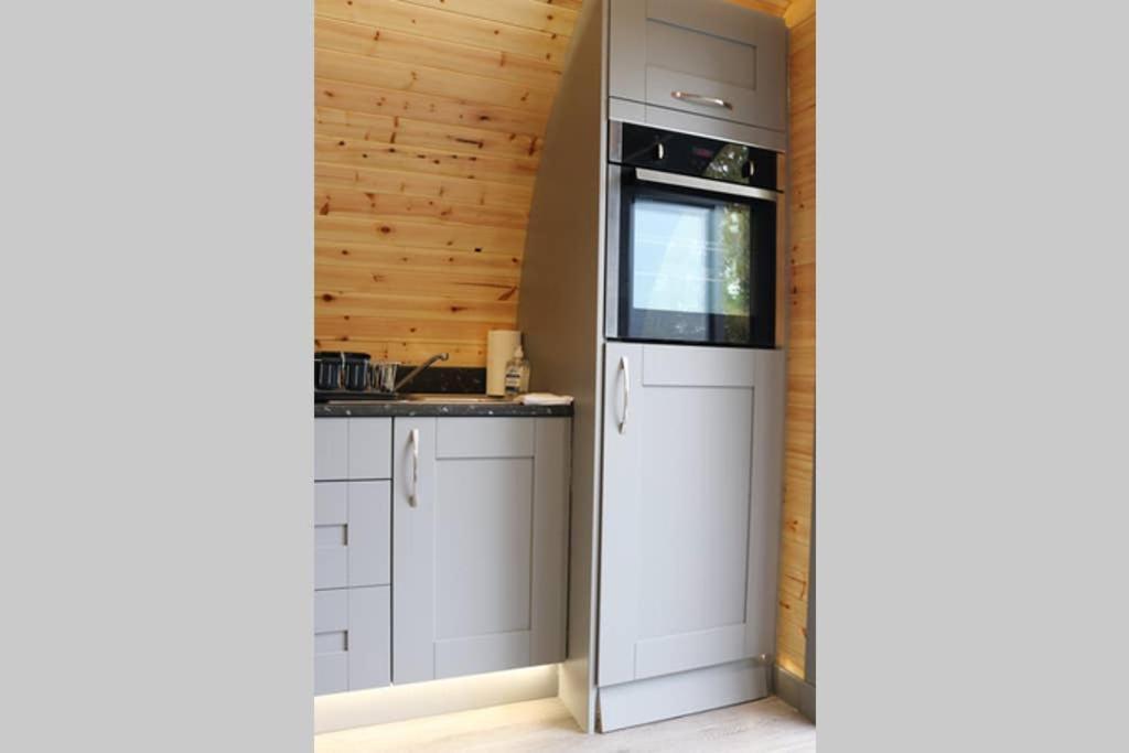 Glampods Glamping Pod - Meet Highland Cows And Sheep Elgin Vila Exterior foto